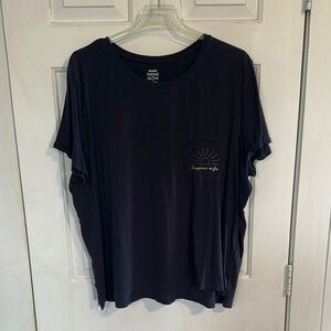 Old Navy boyfriend tee XXL happiness is fun navy